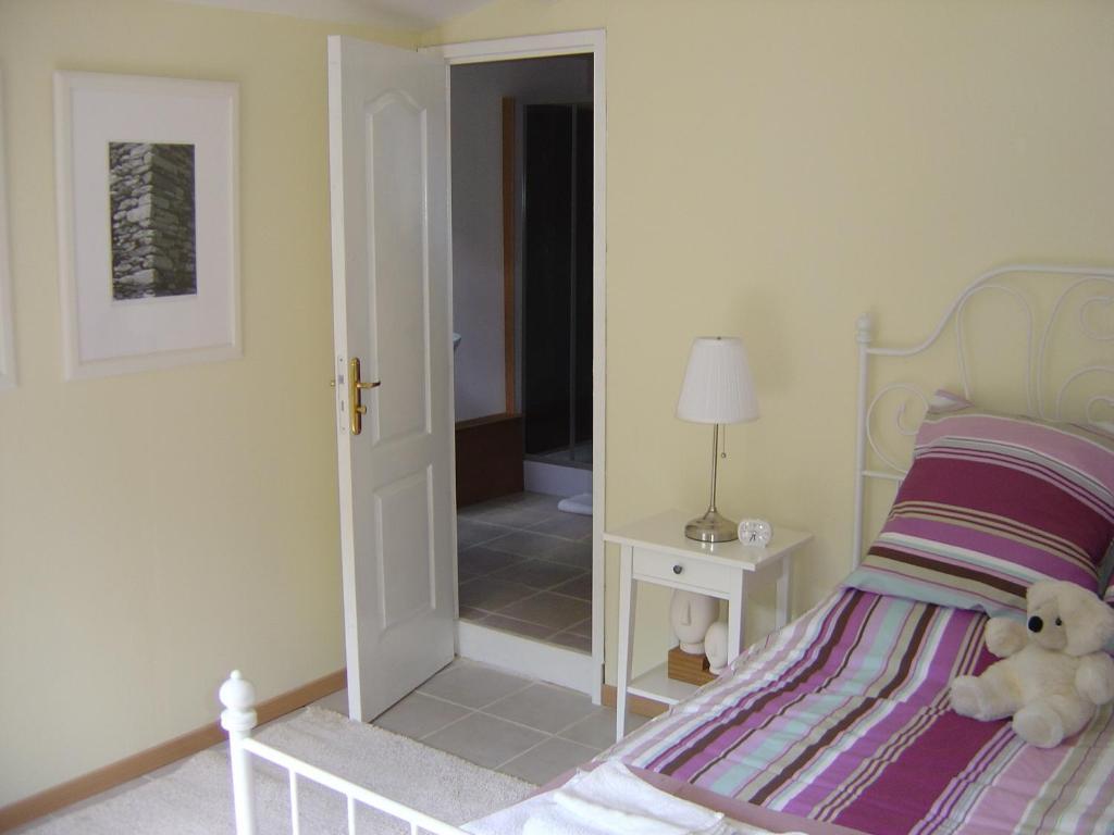 Aux Quatre Saisons Axat Bed & Breakfast Oda fotoğraf