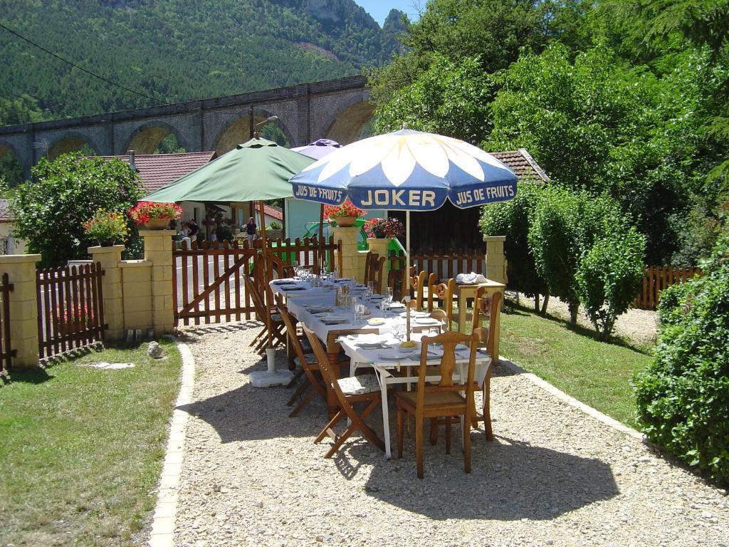 Aux Quatre Saisons Axat Bed & Breakfast Dış mekan fotoğraf