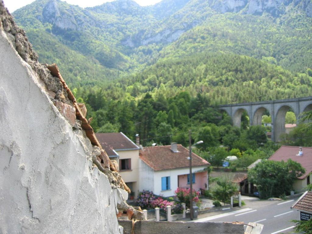Aux Quatre Saisons Axat Bed & Breakfast Dış mekan fotoğraf