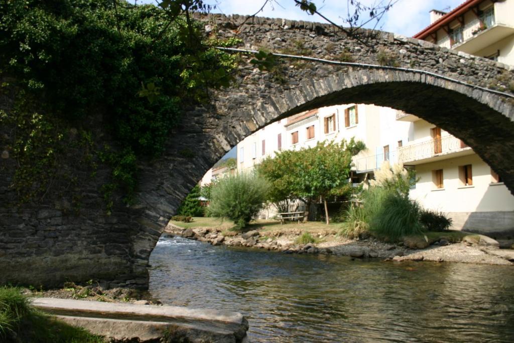 Aux Quatre Saisons Axat Bed & Breakfast Dış mekan fotoğraf